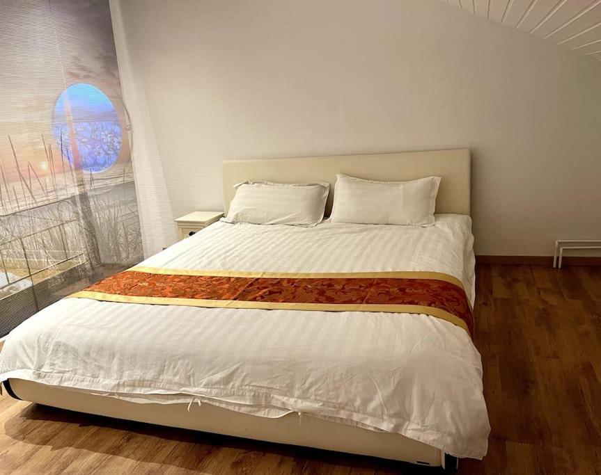 Train Fans Guesthouse ซีวีทาล ภายนอก รูปภาพ